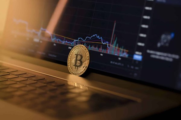 Analyse détaillée des prop firms spécialisées dans la cryptomonnaie